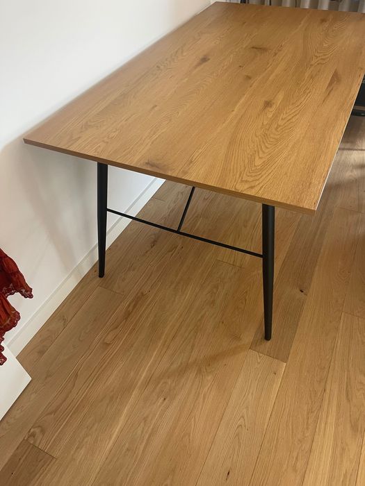 Mesa Jantar Banak