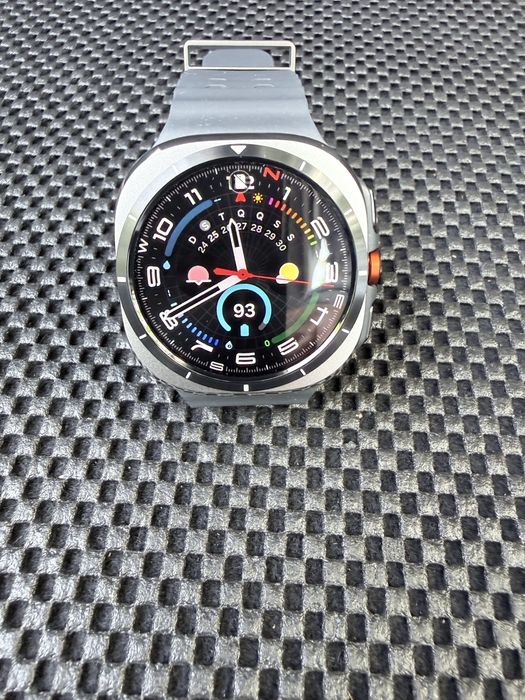 Smartwatch Samsung Galaxy Watch Ultra LTE 47mm - Cinzento Titânio