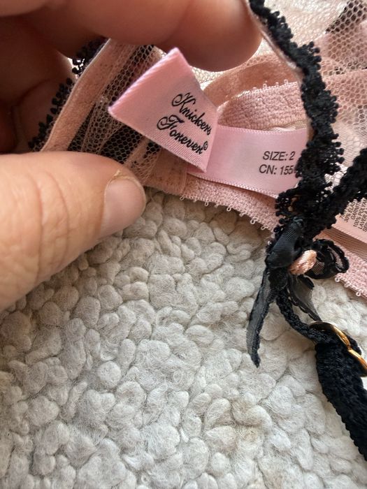 agent provocateur пояс доя панчох