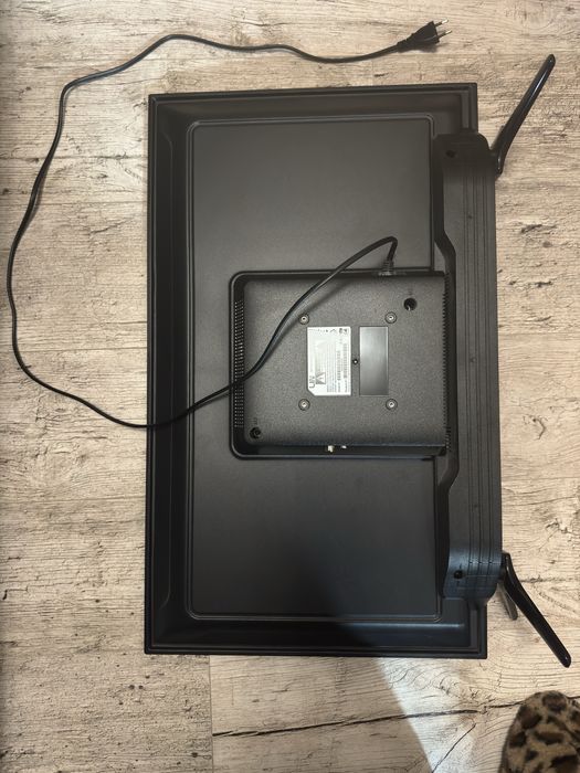 Telewizor LIN 32D1700 SMART 32” Full HD – obsługa sygnału 4K (30Hz)