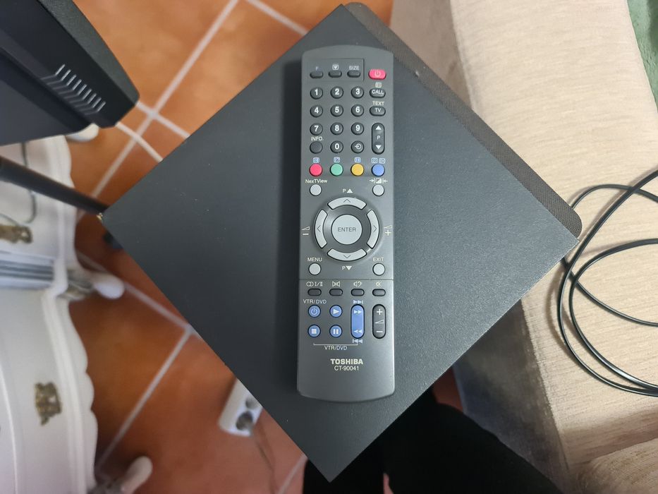 Toshiba TV modelo 46WH08G