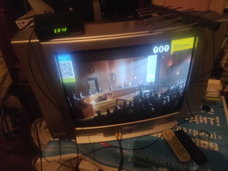 Телевізор 21  Toshiba т2 та антена