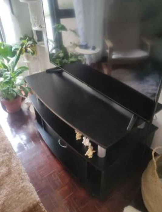 Movél de TV + Mesa de apoio