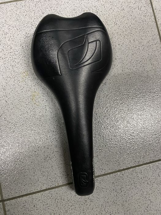 Selim carbono selle Itália Most