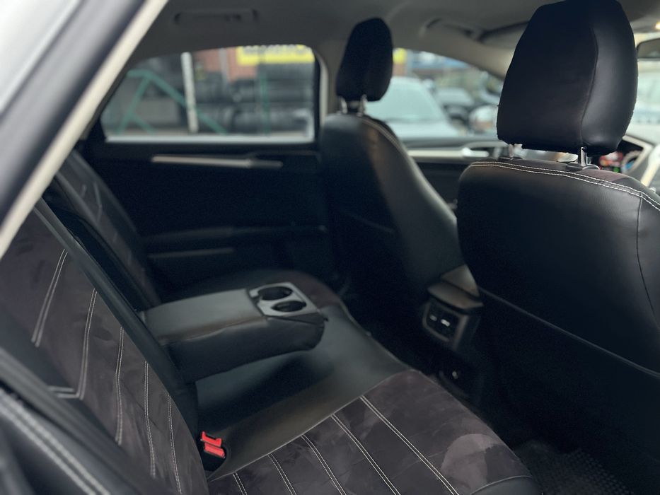 Продам Ford Mondeo 2017