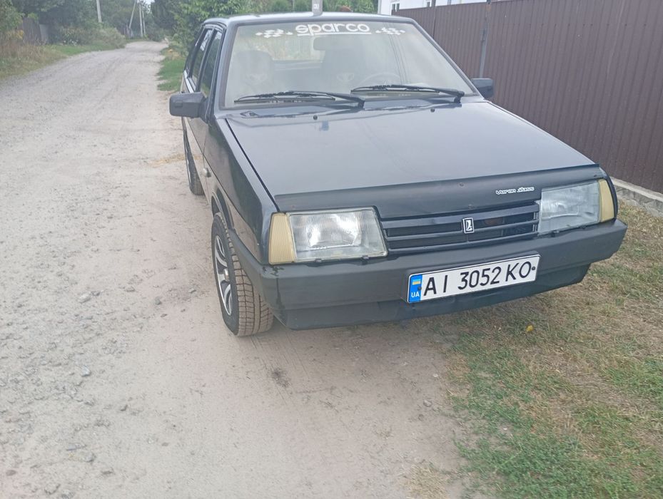Машина ВАЗ  2109