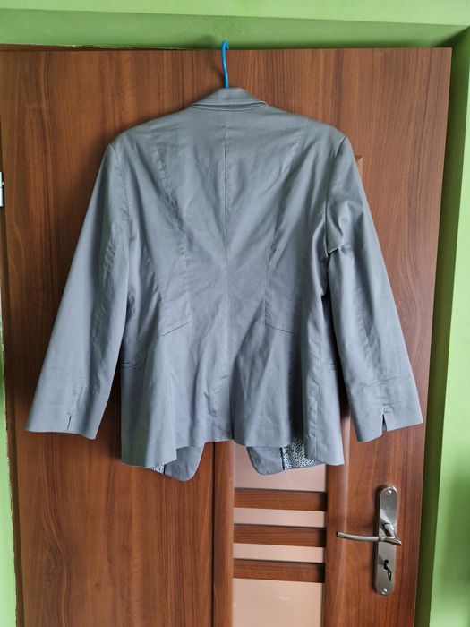 Garnitur damski ciemno szary (żakiet 42 + spodnie 38)