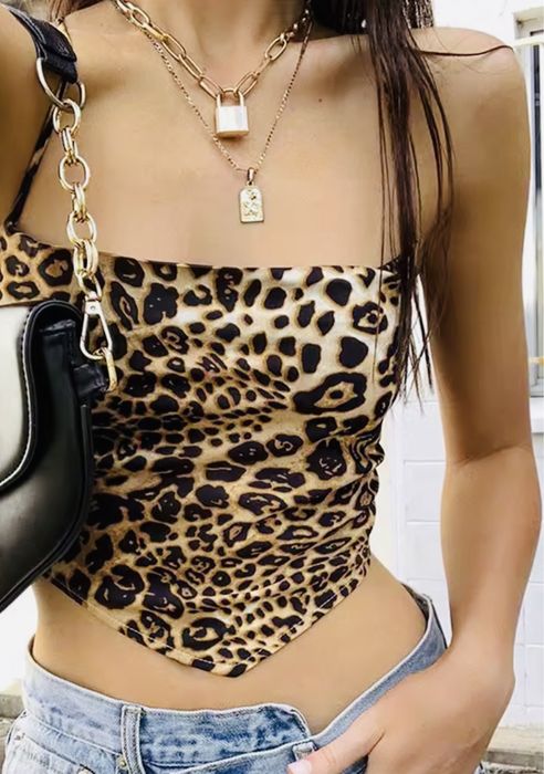 Жіноча безрукавка з леопардовим візерунком