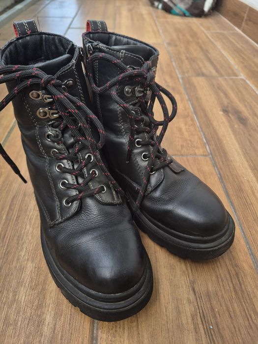 Buty zimowe Lasocki skórzane 37