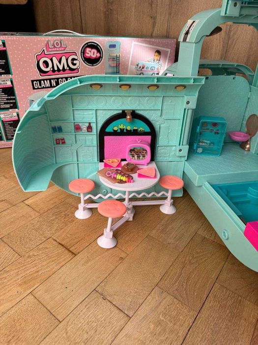 Продам Гламурний Кемпер LOL Surprise Glam N' Go Camper 4в1