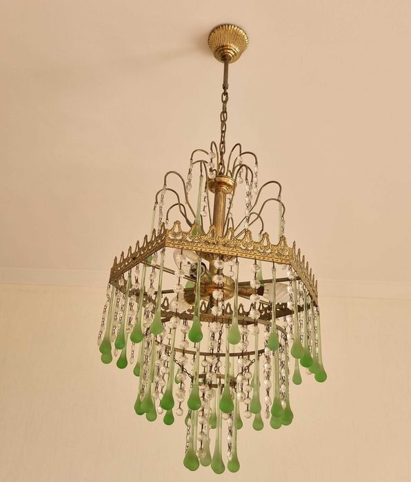 Candeeiro teto vidro com pendentes coloridos para restauro