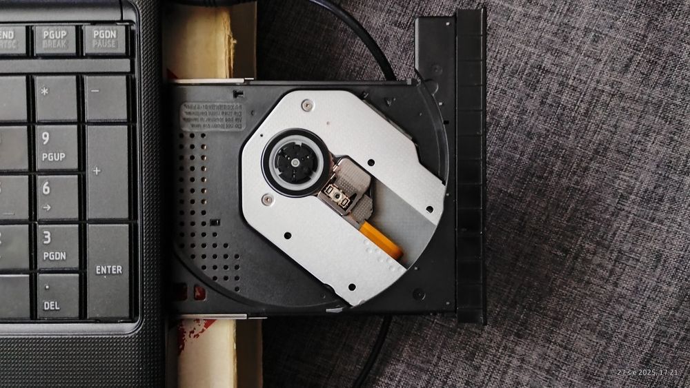 Laptop Toshiba satelite C660-1Cn