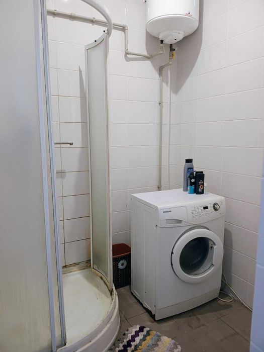 Без застави На  1-3 місяці 3-х кімн. частину будинку міс