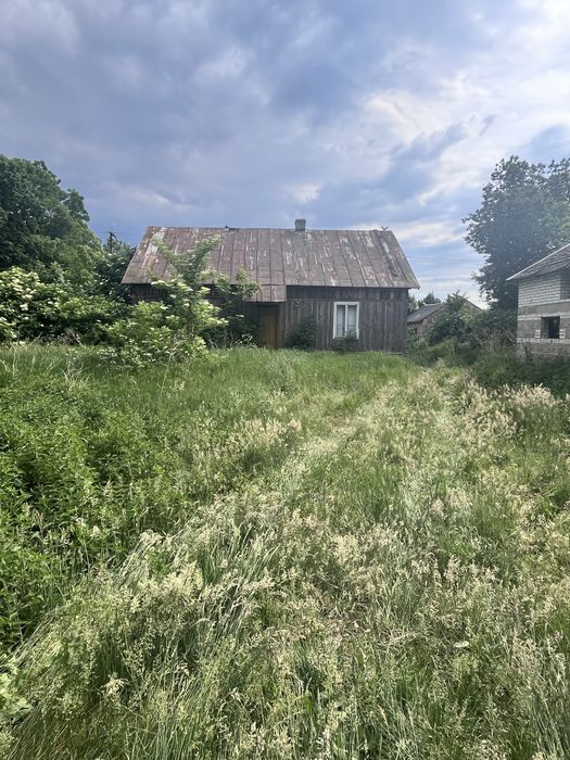 Sprzedam siedlisko 19 arow duża stodoła  i  obora  pod magazyn , dzialalność lub rolnictwo