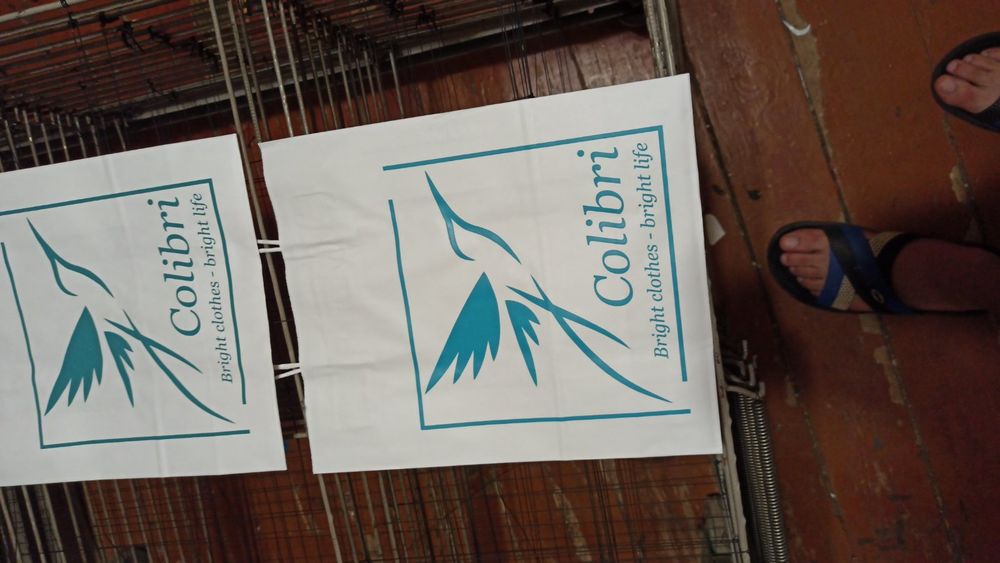 Печать на пакетах,печать на бумажных пакетах,свой логотип на пакете!!!