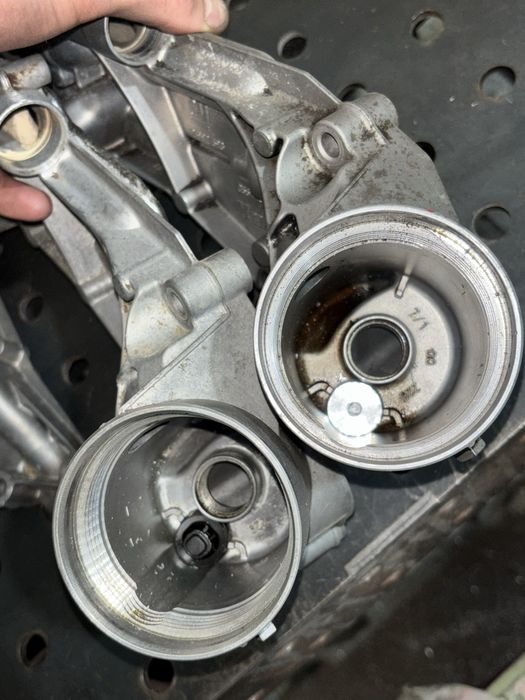 Заглушка клапана масляного стакана Opel Chevrolet 12992593, 93186324