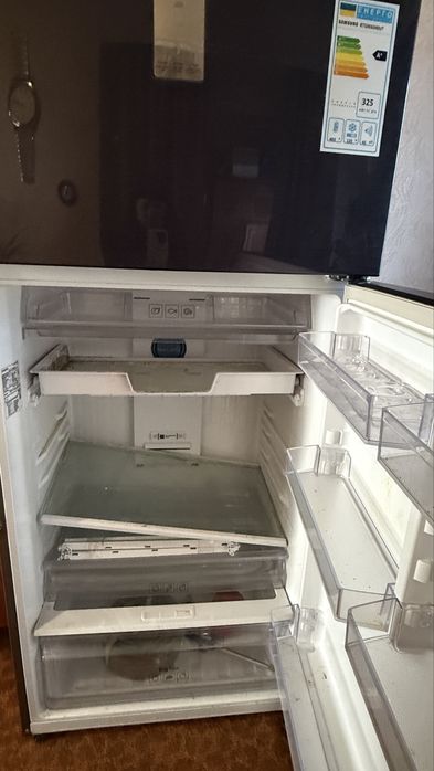 Продам холодильник Samsung