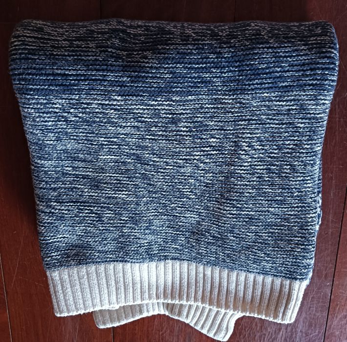 Suet polar azul com botões