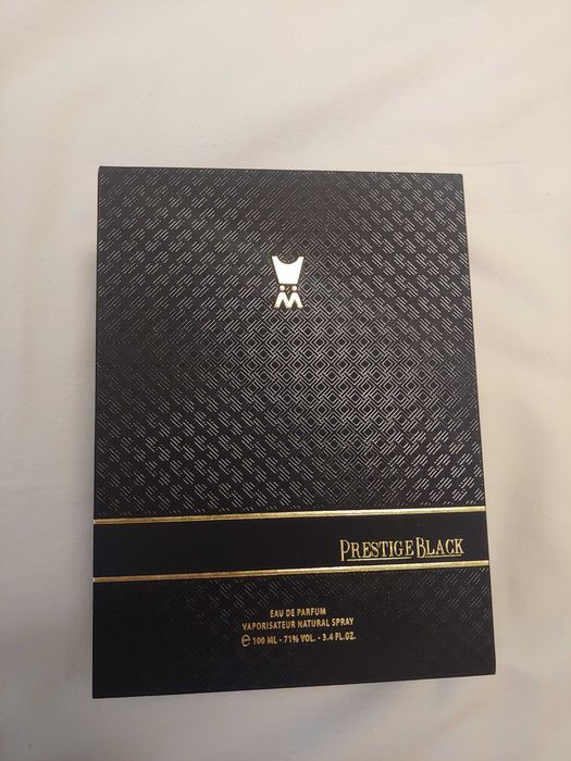 Prestige Black Al Majed Oud 100 ml EDP nisza z Dubaju
