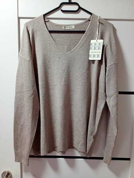 Sweterek jeden rozmiar 110-120 biust, długość 65cm