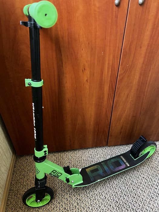 Дитячий самокат двохколісний