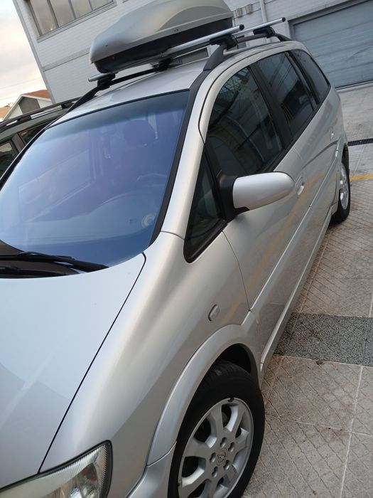 Opel zafira  carrinha a Gasoleo TD 2004  prata