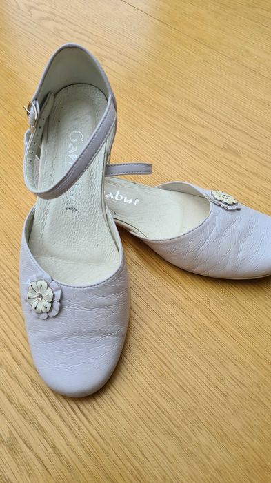 Pantofle buty czułenka dziewczęce do komunii białe 35
