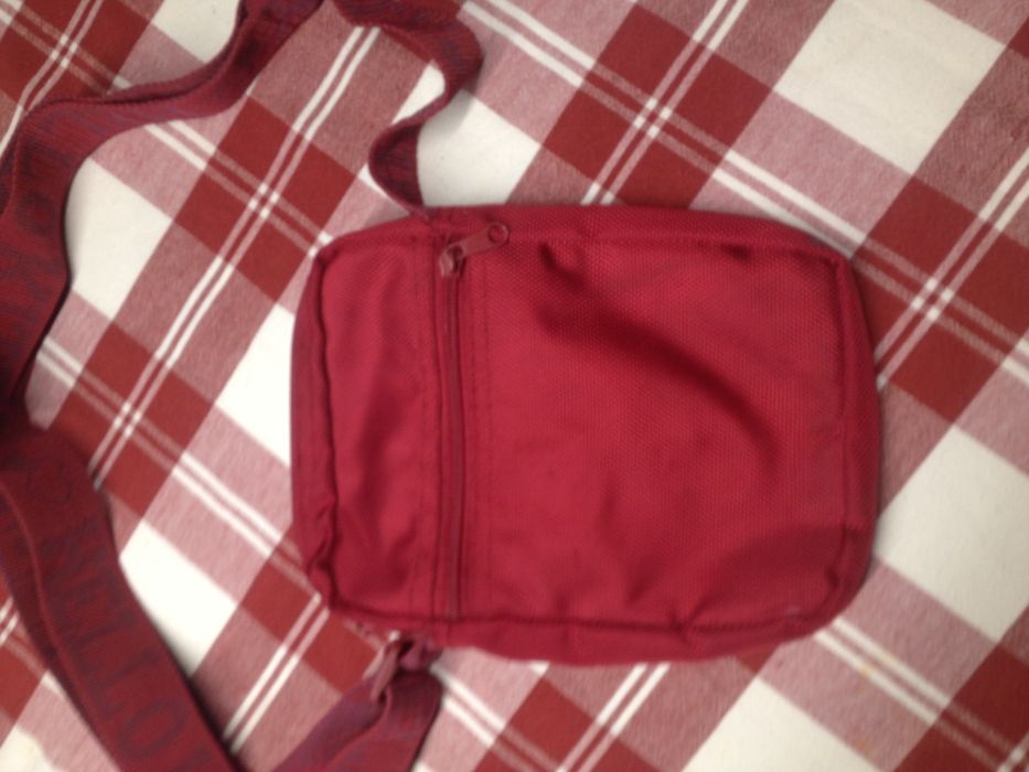 Bolsas e carteiras para criança Hello Kitty