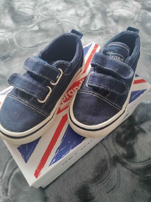 Buty trampki Sprandi rozm 25