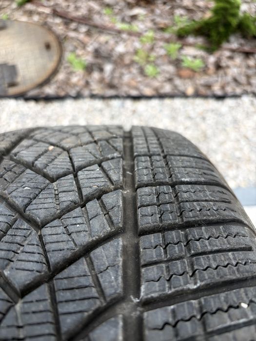 Zimowe Goodyear ULTRAGRIP PERFORMANCE+ 235/60 R20 108 H XL