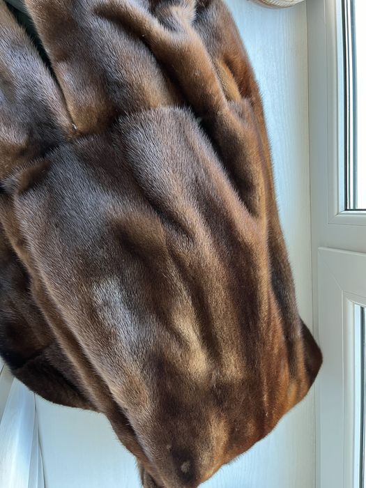 Норкова шуба із цільної норки розмір 46-48