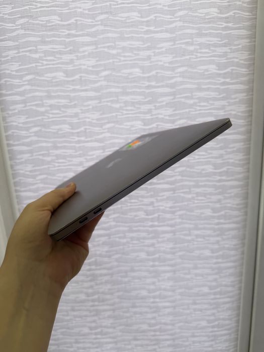 MacBook Pro A2159 – на запчастини (iCloud заблокований)