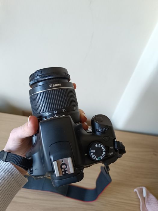 CANON EOS 1100D + lente 18-55