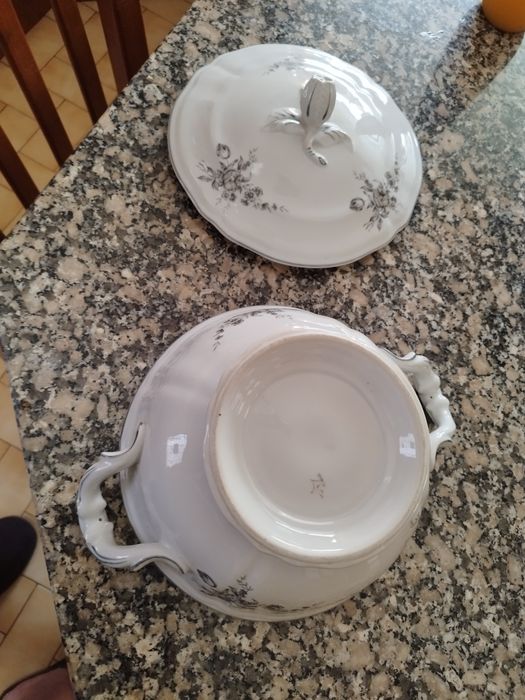 Terrina Artibus antiga