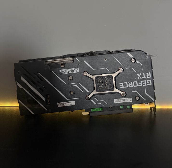 Мощная видеокарта KFA2 GeForce RTX 3070 EX 8GB