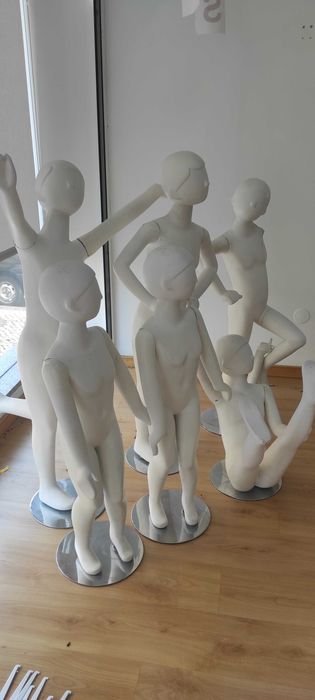 Manequins para loja de roupa