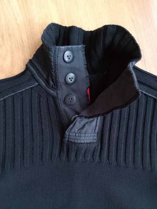 NOWY sweter męski, rozm M ( zdecydowanie)