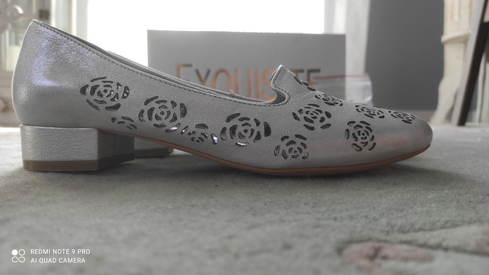 Baleriny Exquisite srebrne r. 38