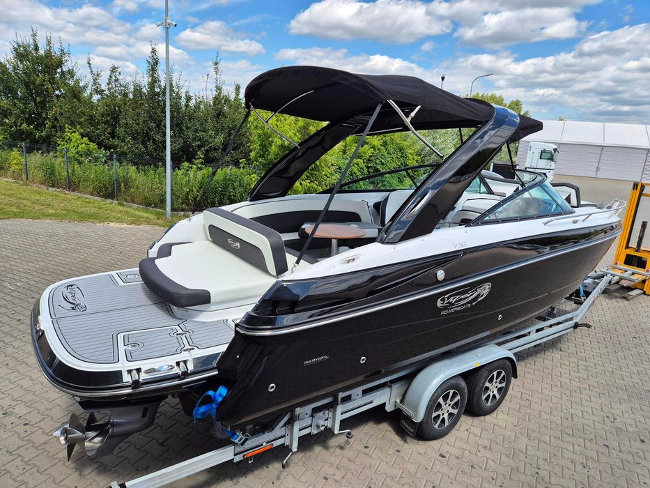 Jacht motorowy VIPER 263 Day Cruiser Volvo Penta 350HP na Listopad