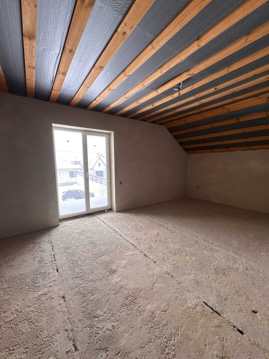 Продаж двоповерхового будинку 220 м² на ділянці 7 соток