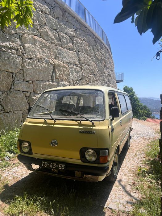 Toyota hiace lh20
