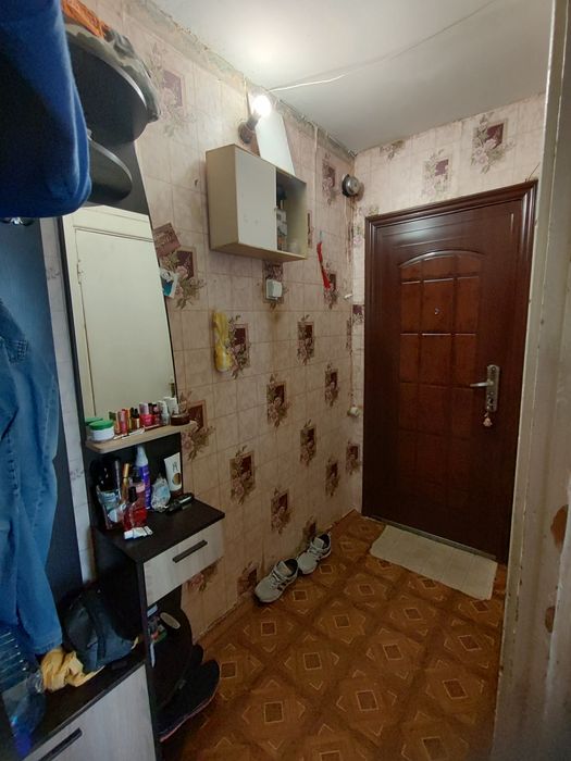Продам 3- х кімнатну квартиру на 44- му кварталі