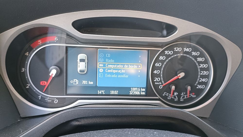 Ford S. Max 1800 TDCI  até 7 lugares — photo 3