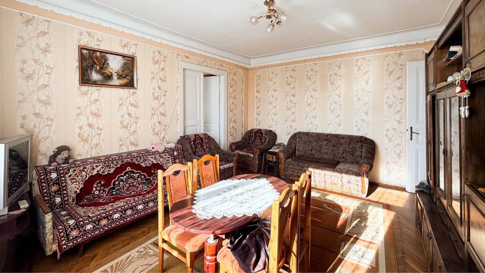 Продається 2 кім квартира ближній центр Дрогобич