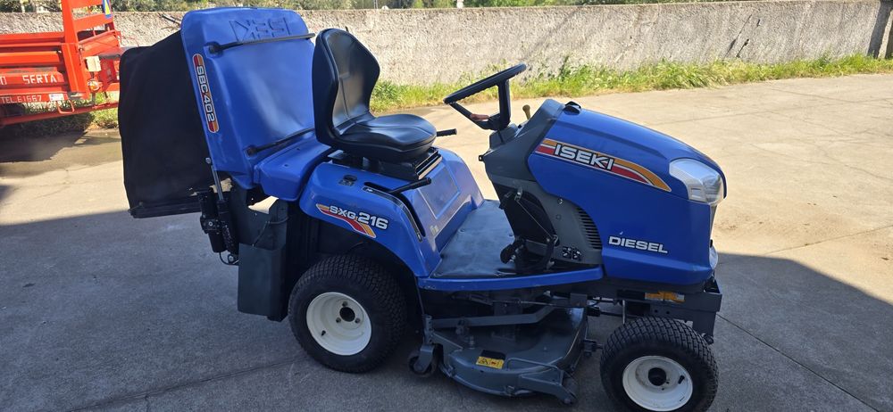 Trator Corta Relva ISEKI SXG216 Motor Diesel Hidrostático