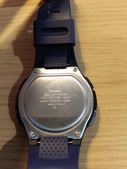 Zegarek kwarcowy Casio WS-2000H z krokomierzem