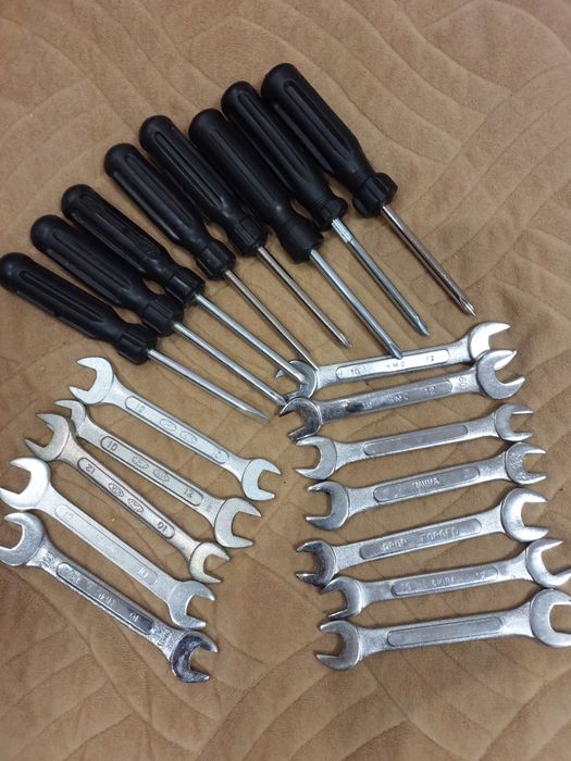 Викрутка Mercedes Audi Volkswagen BMW Fiat Kia Hyundai Toyota