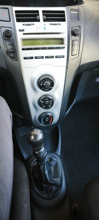 Toyota Yaris 1.4 D — photo 2