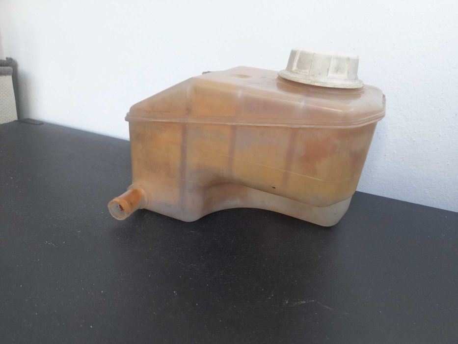 Depósito de Água Mitsubishi Space Star