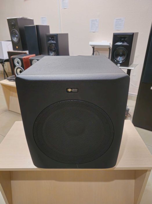 Сабвуфер Monkey Banana Gibbon 10 black акустична система